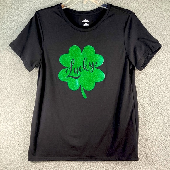 St Patrick's Day Women's Short Sleeve Top Black with Green "Lucky" Shamrock‎ Med - Picture 1 of 11